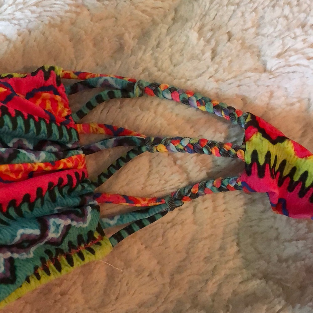 Colorful bikini - Picture 3 of 3
